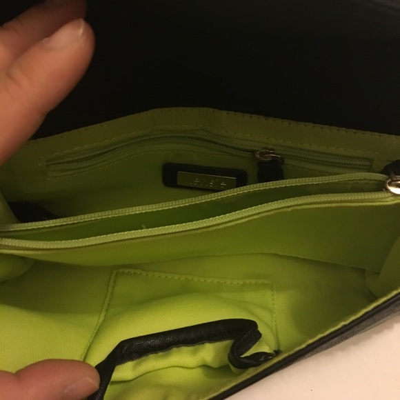 Kensie Scallop Edge Crossbody Clutch - Picture 5 of 6